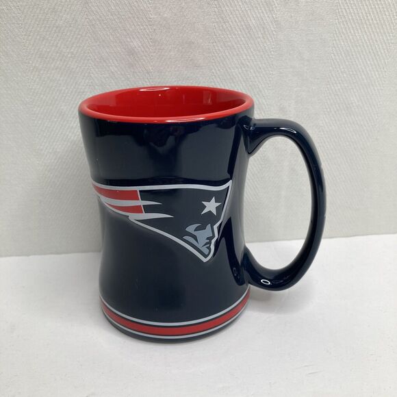 Boelter Brands NFL 14oz Ceramic Relief Sculpted Mug New England Patriots NFL - Picture 1 of 10